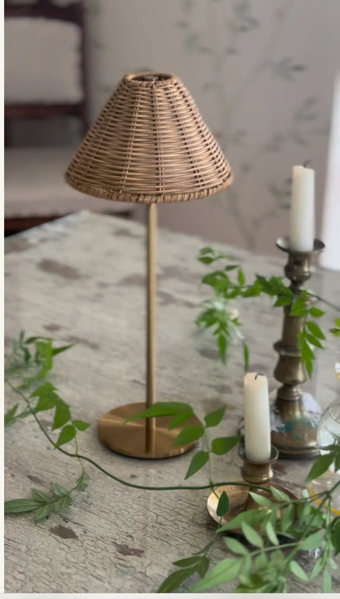 Rattan Cordless Lamp