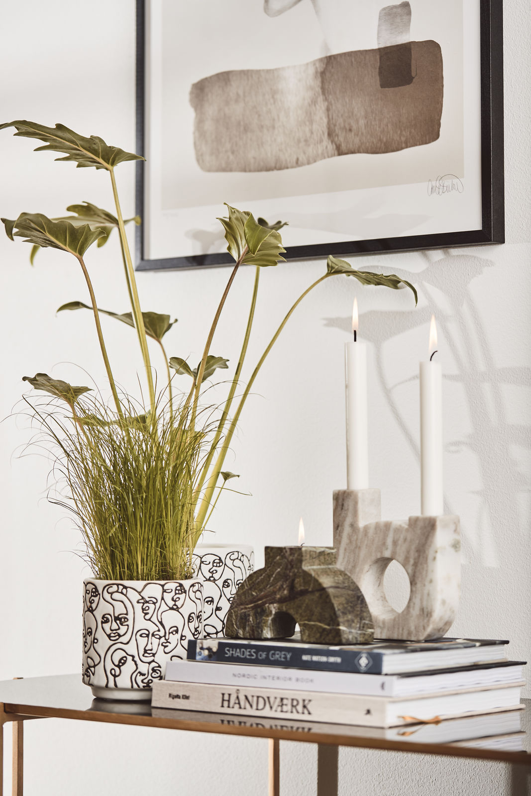 double arm marble candle holder