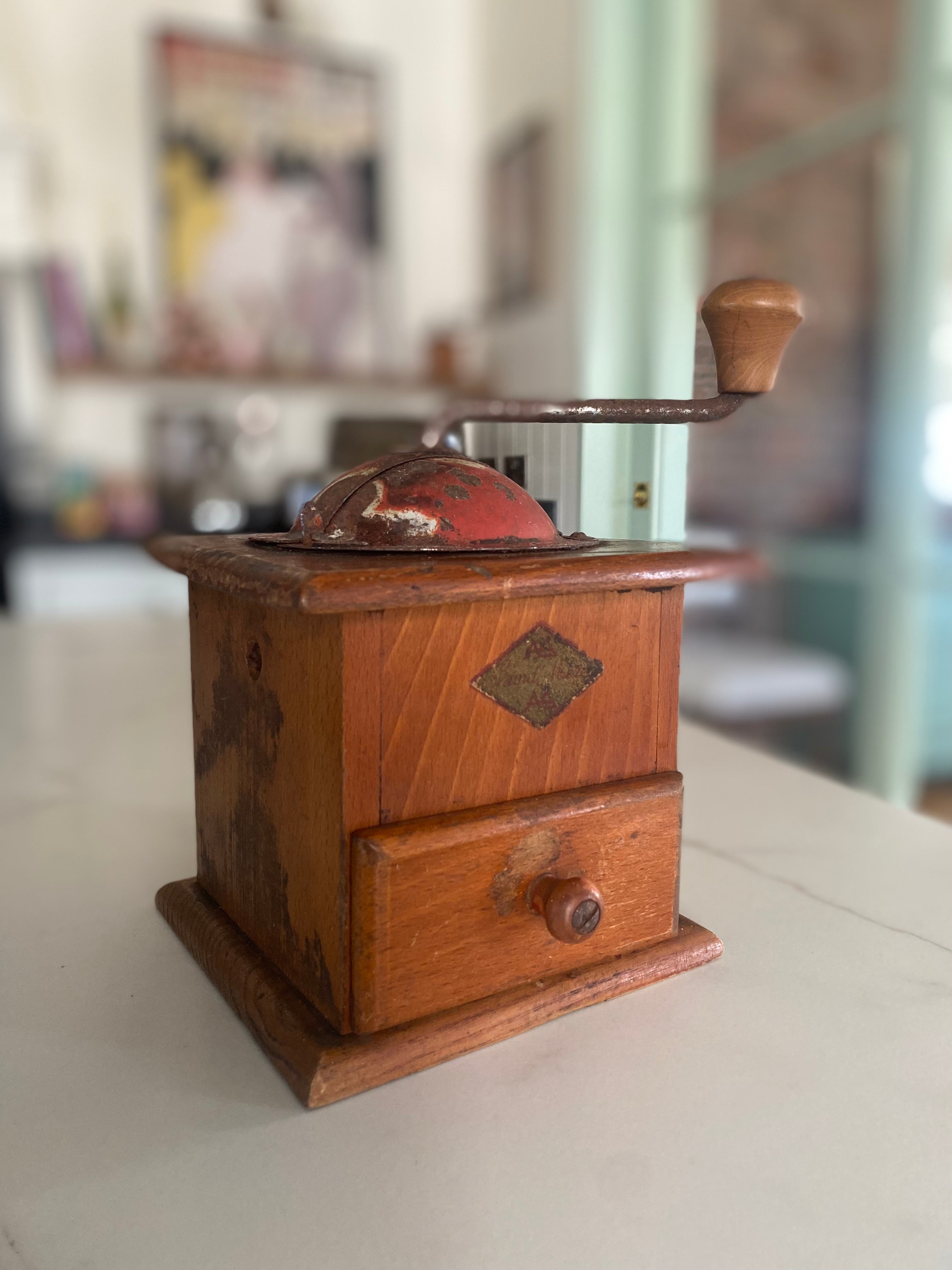 Vintage coffee grinder - Amber + Willow