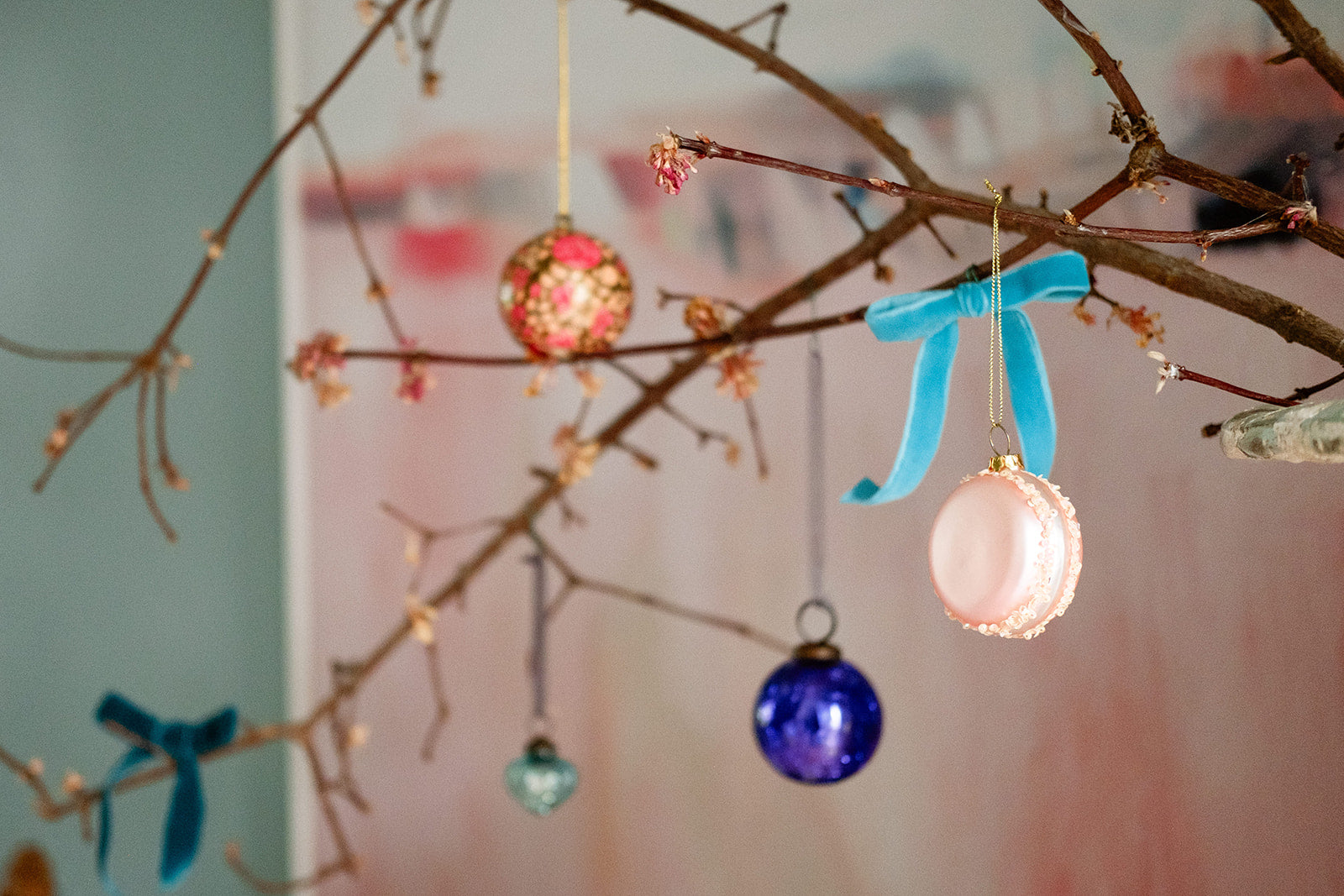 purple crackle glass bauble