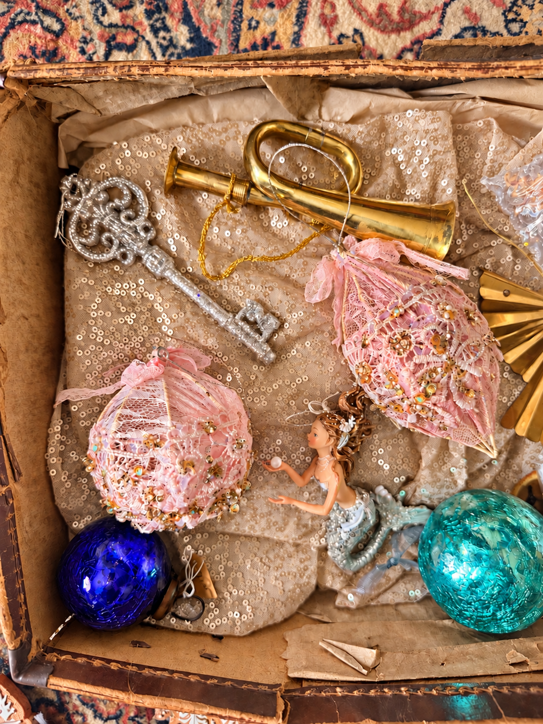 Blush Lace Hanging Tree Decorations
