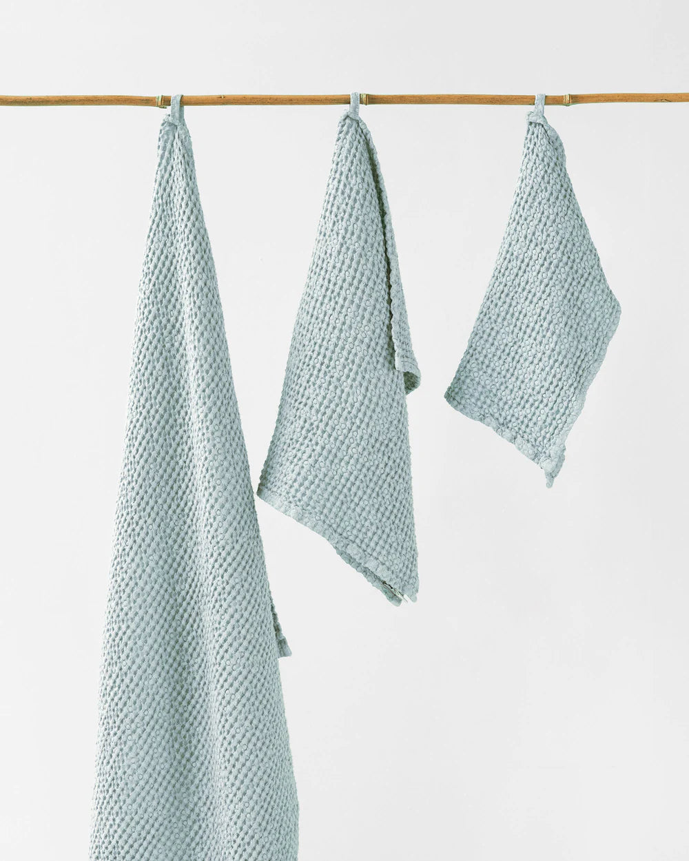 Linen Waffle Bath Towel Set