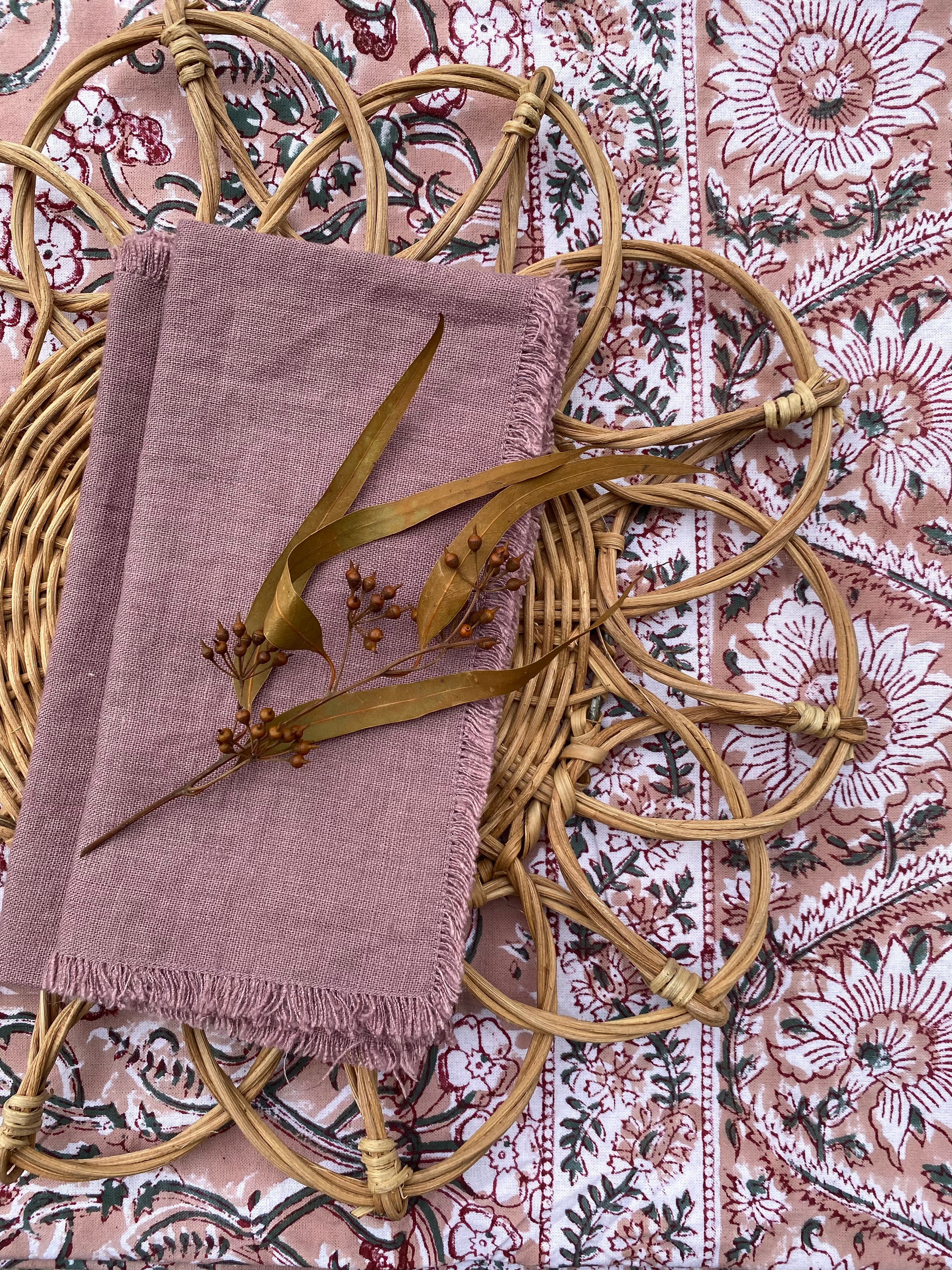 linen napkins with fringes, set of 2, ashes of roses