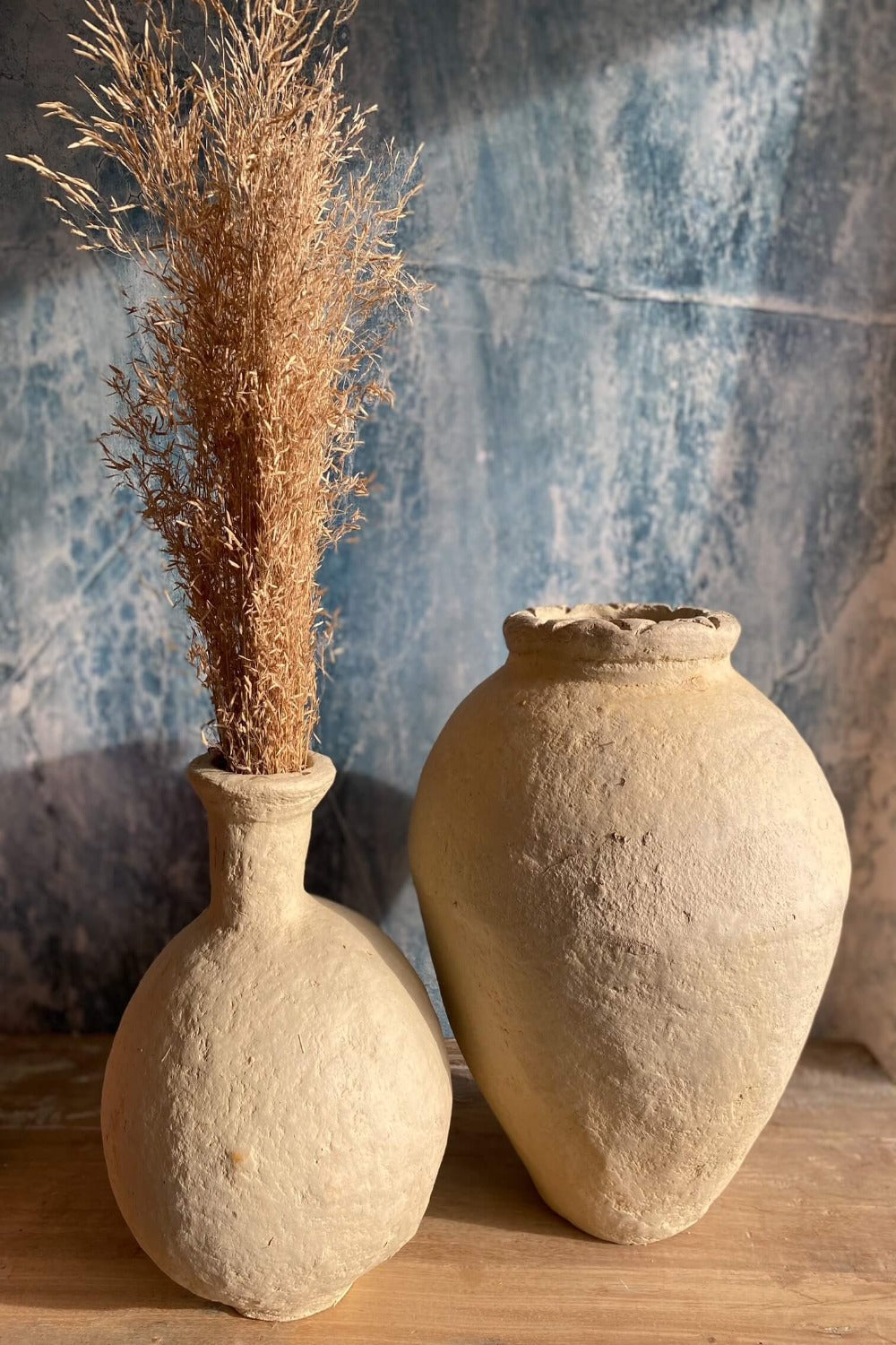 papier-mâché swan neck vase