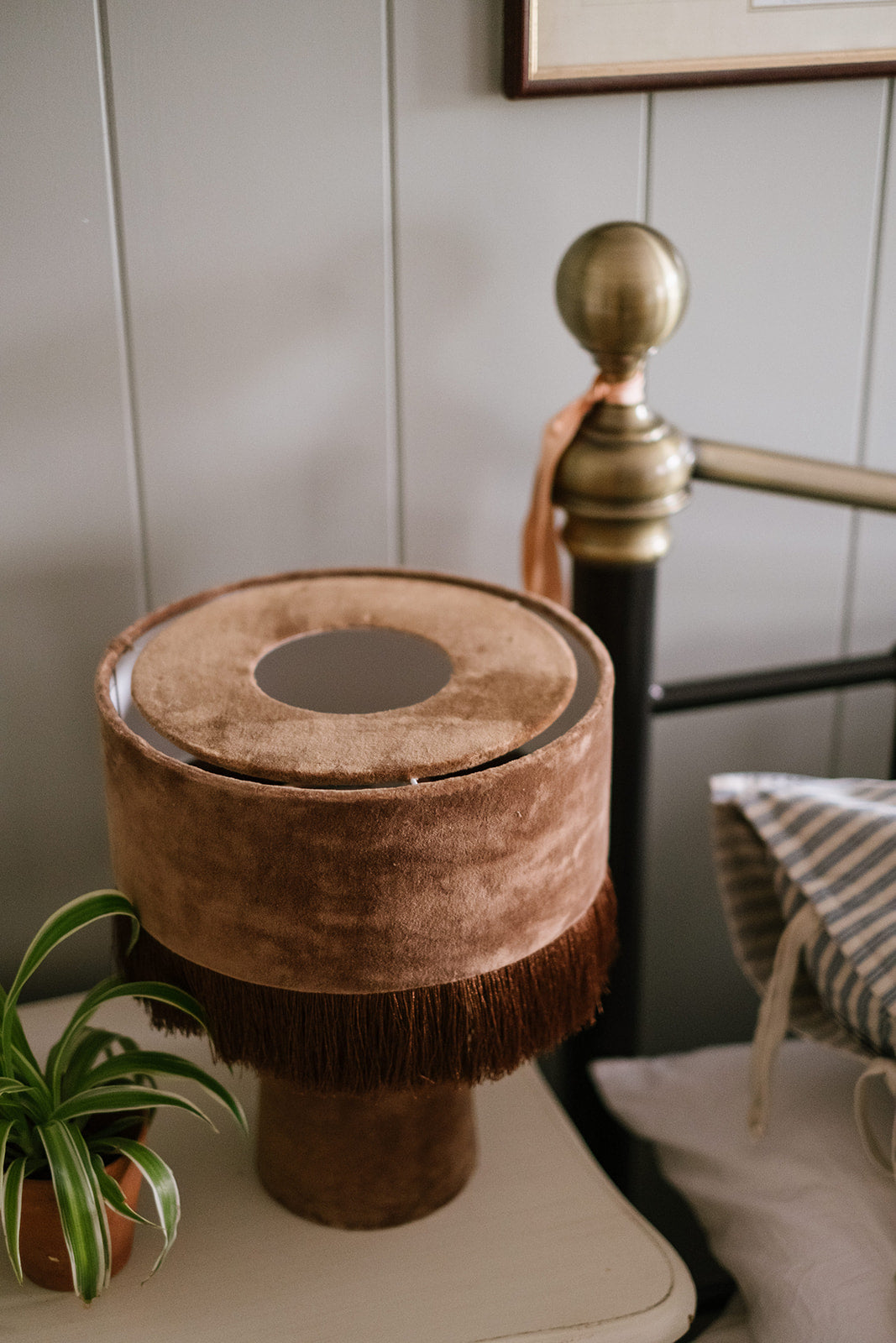Brown Velvet Mushroom Mini Lamp With Fringe