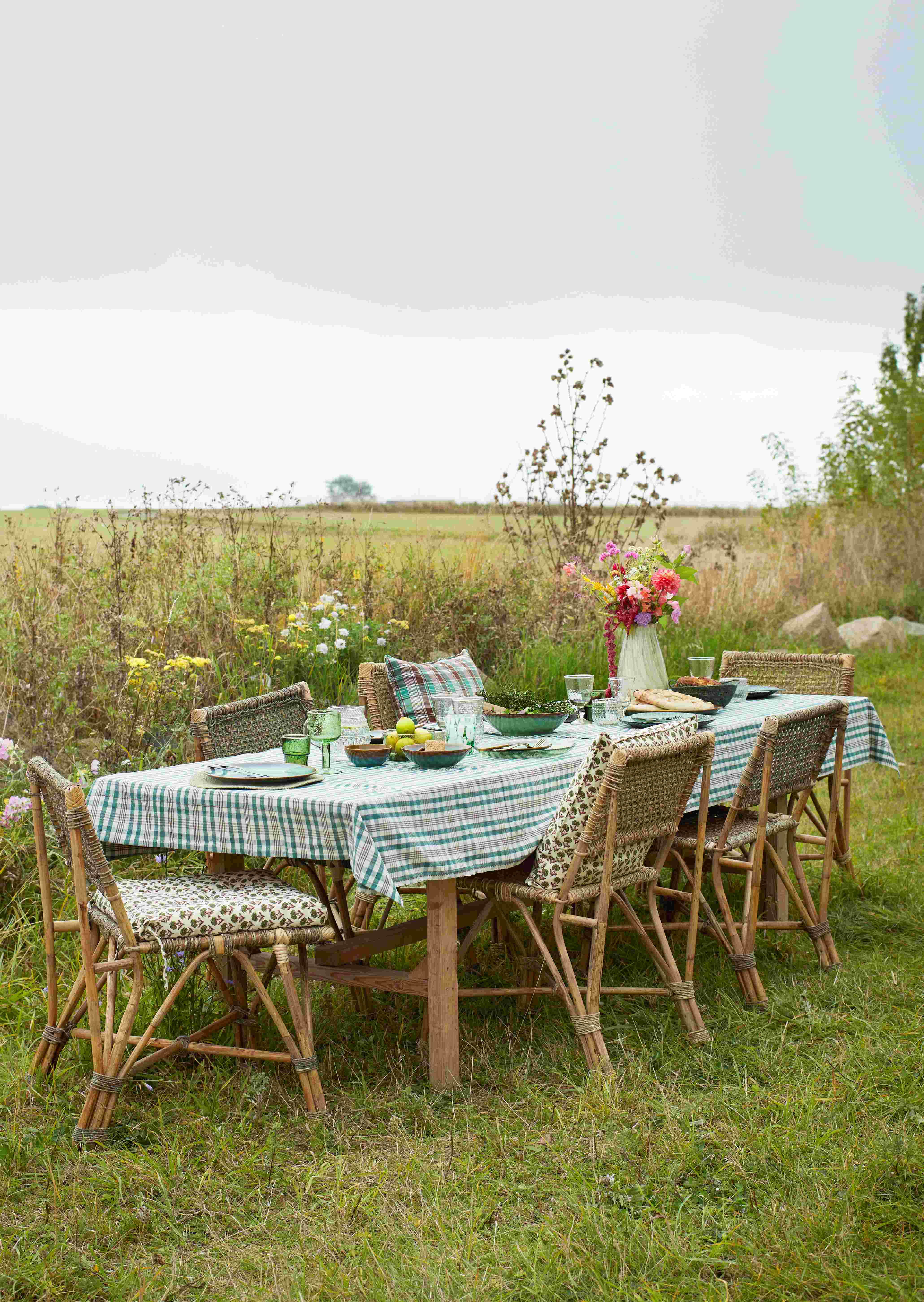 Amber and Willow al fresco dining