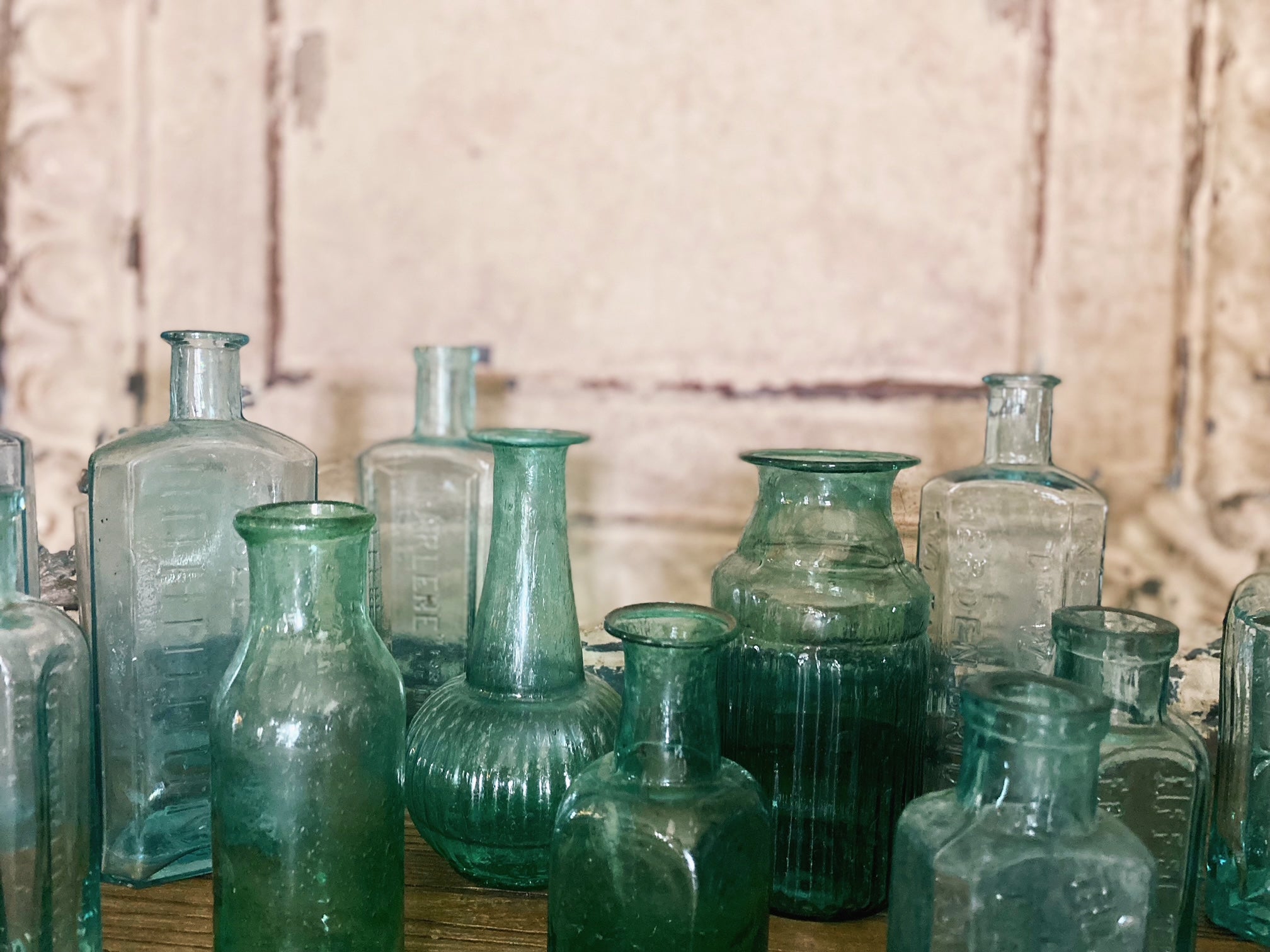 recycled ribbed glass vase