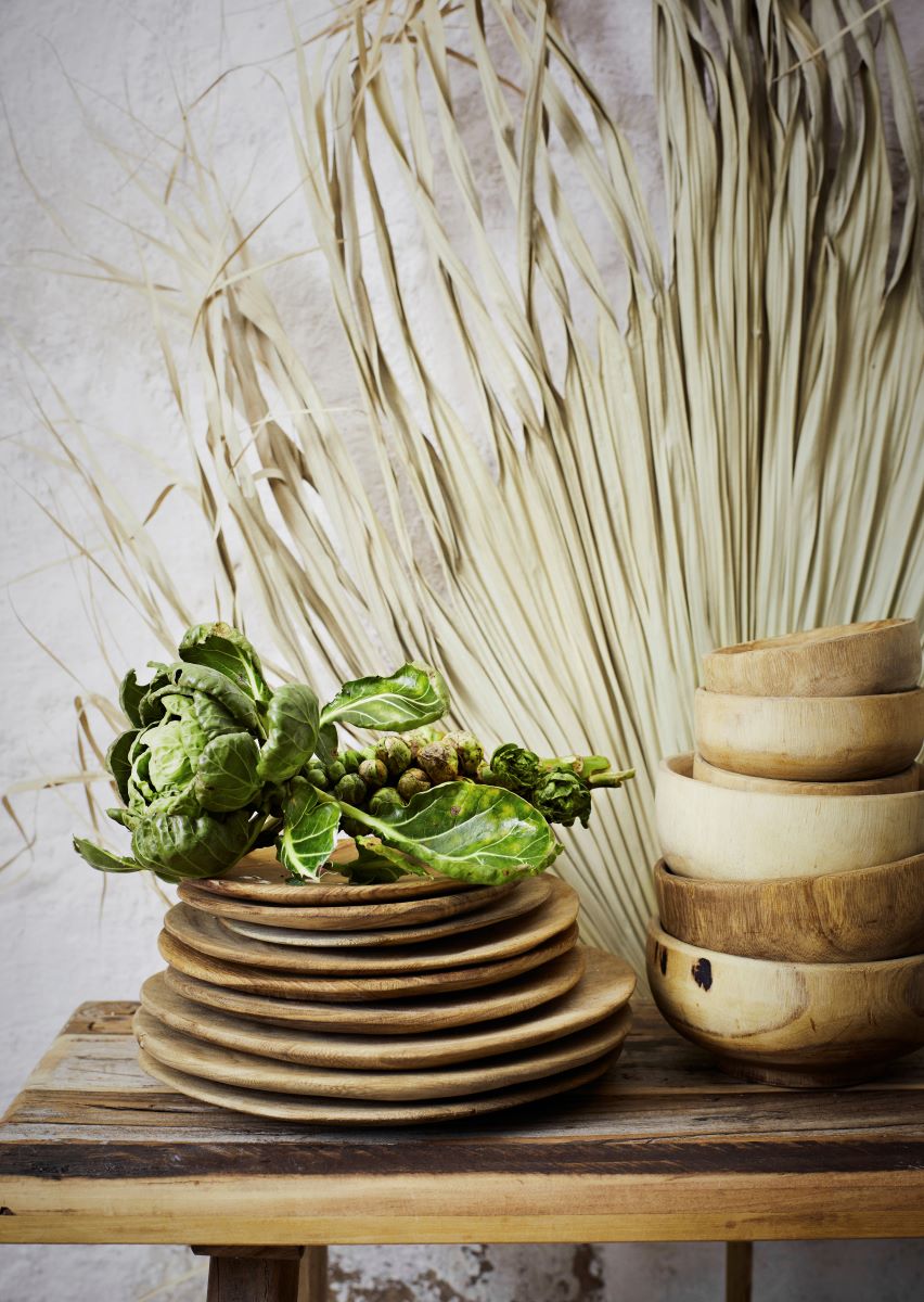 wooden plates