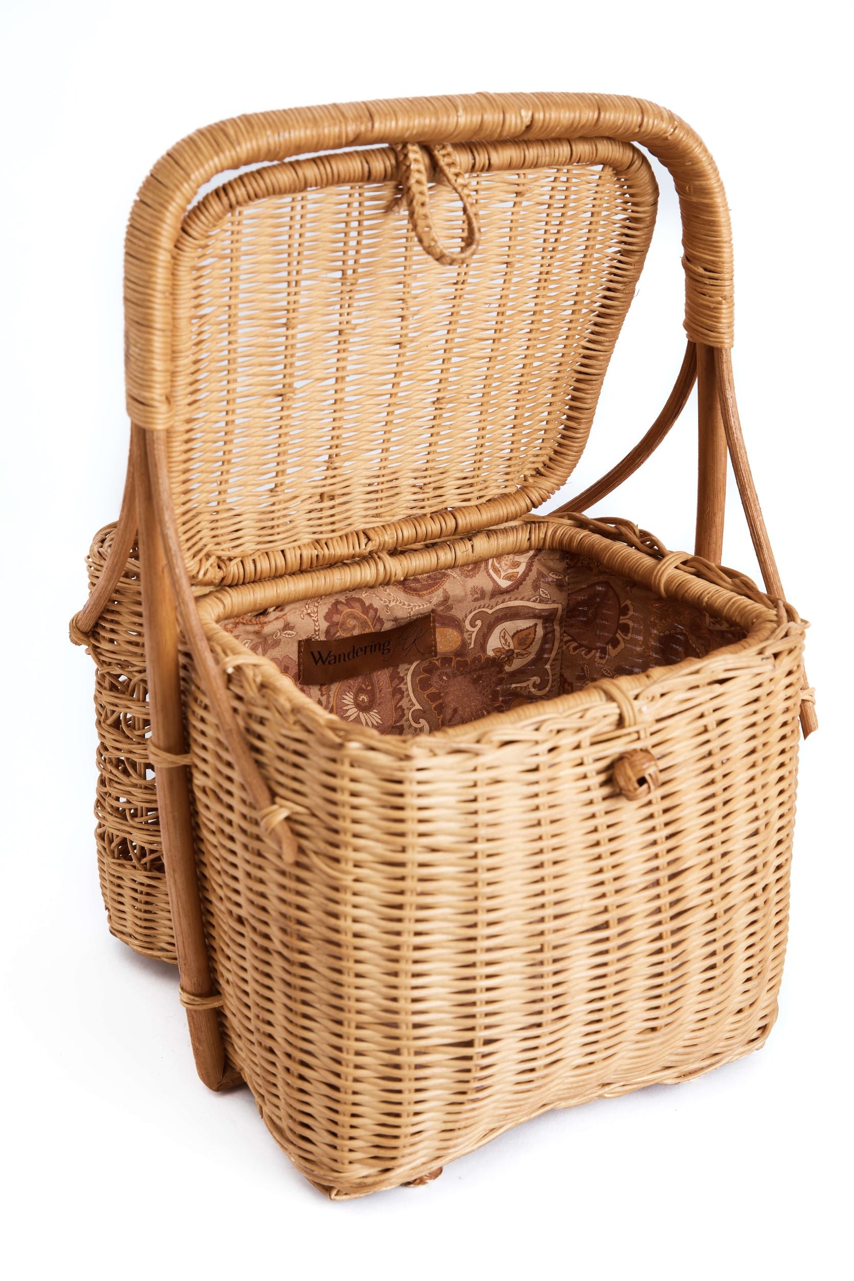Lovers' picnic basket