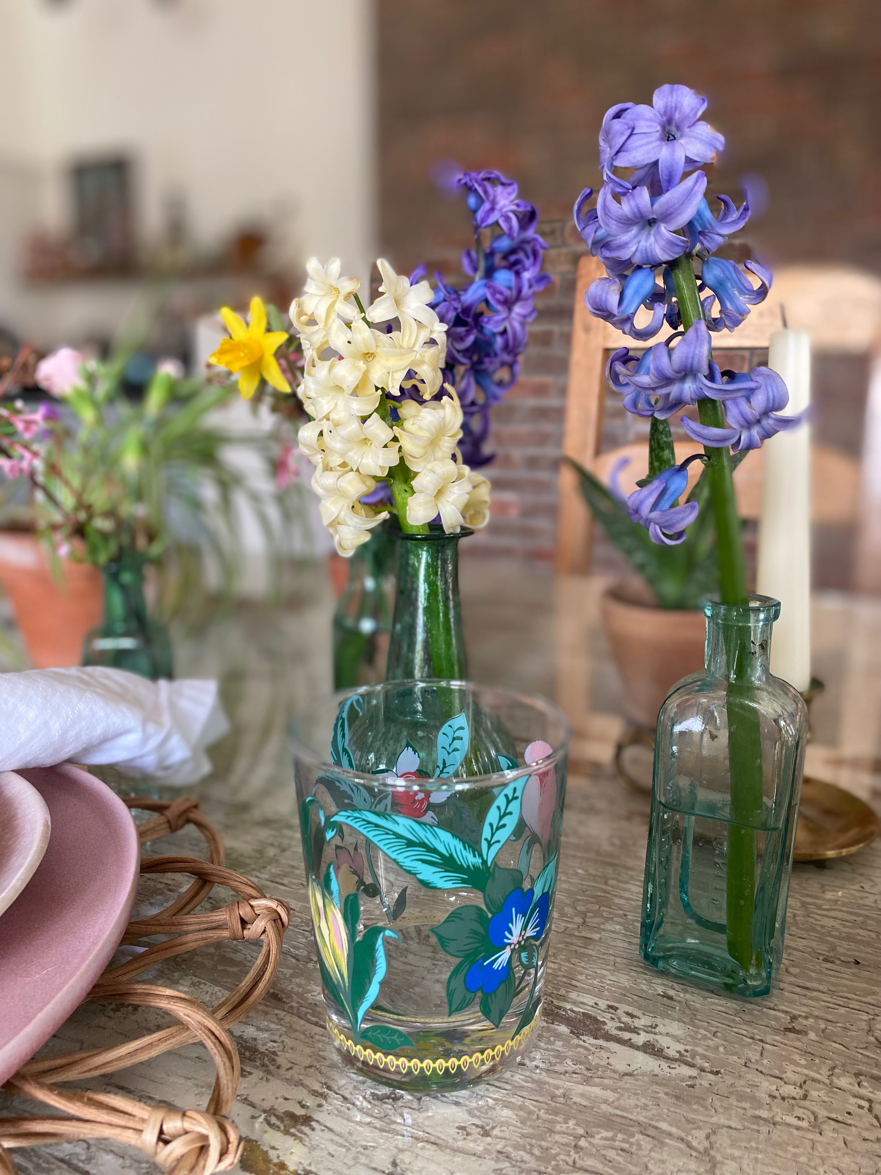 retro botanical print glass tumbler